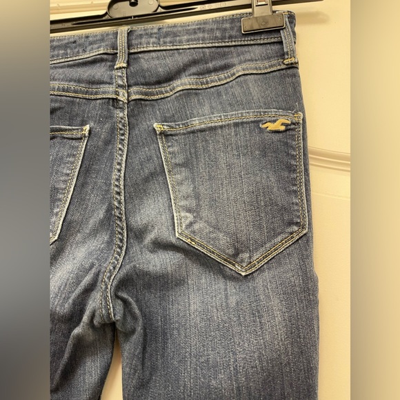 Hollister Ultra High-Rise Jean Leggings - Picture 9 of 13